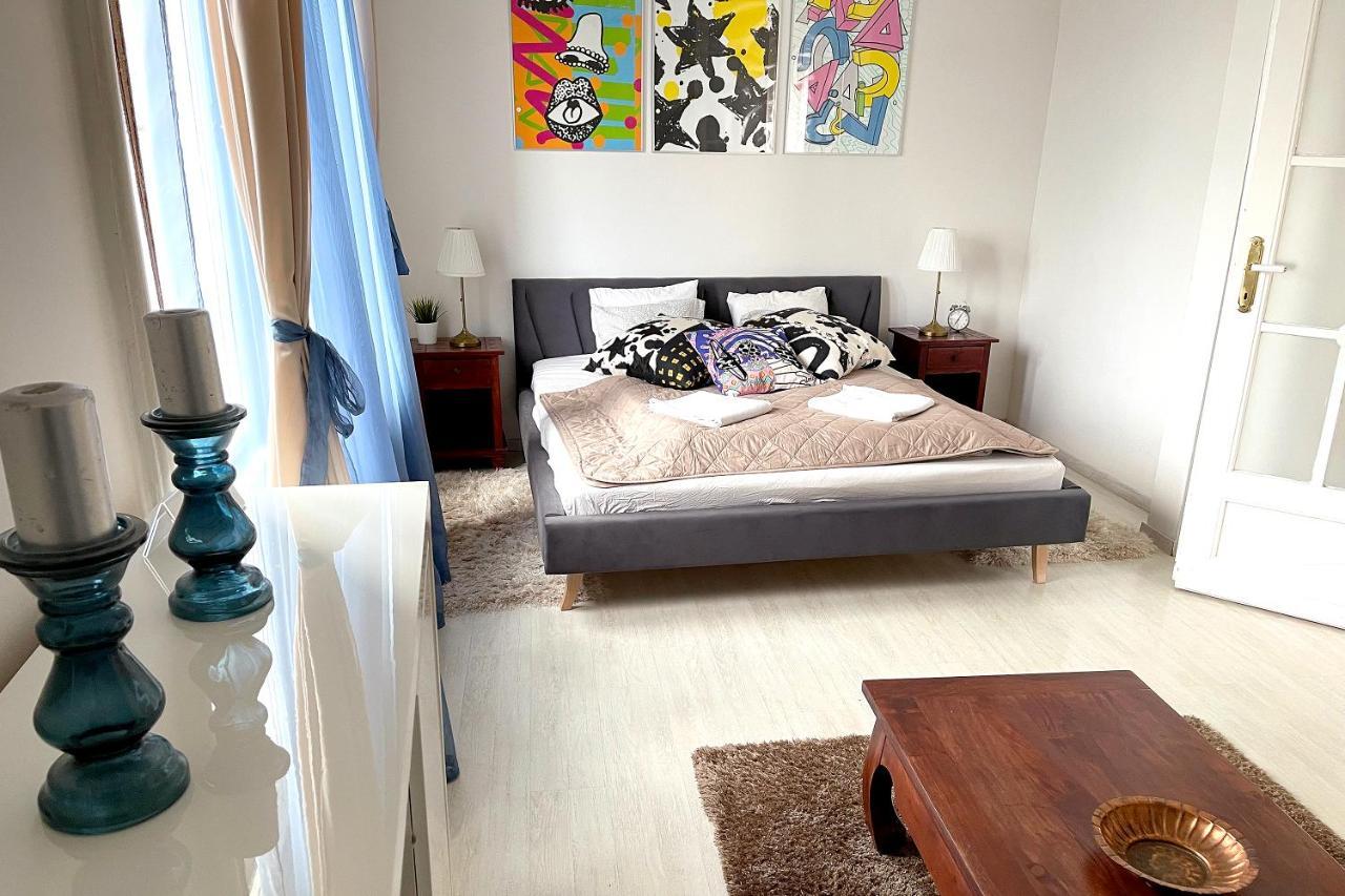 Elegant 125M2 Apartment In Center Of Budapest Extérieur photo