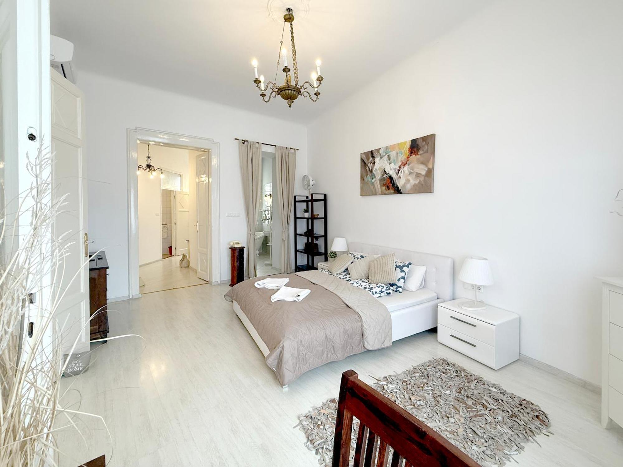 Elegant 125M2 Apartment In Center Of Budapest Extérieur photo