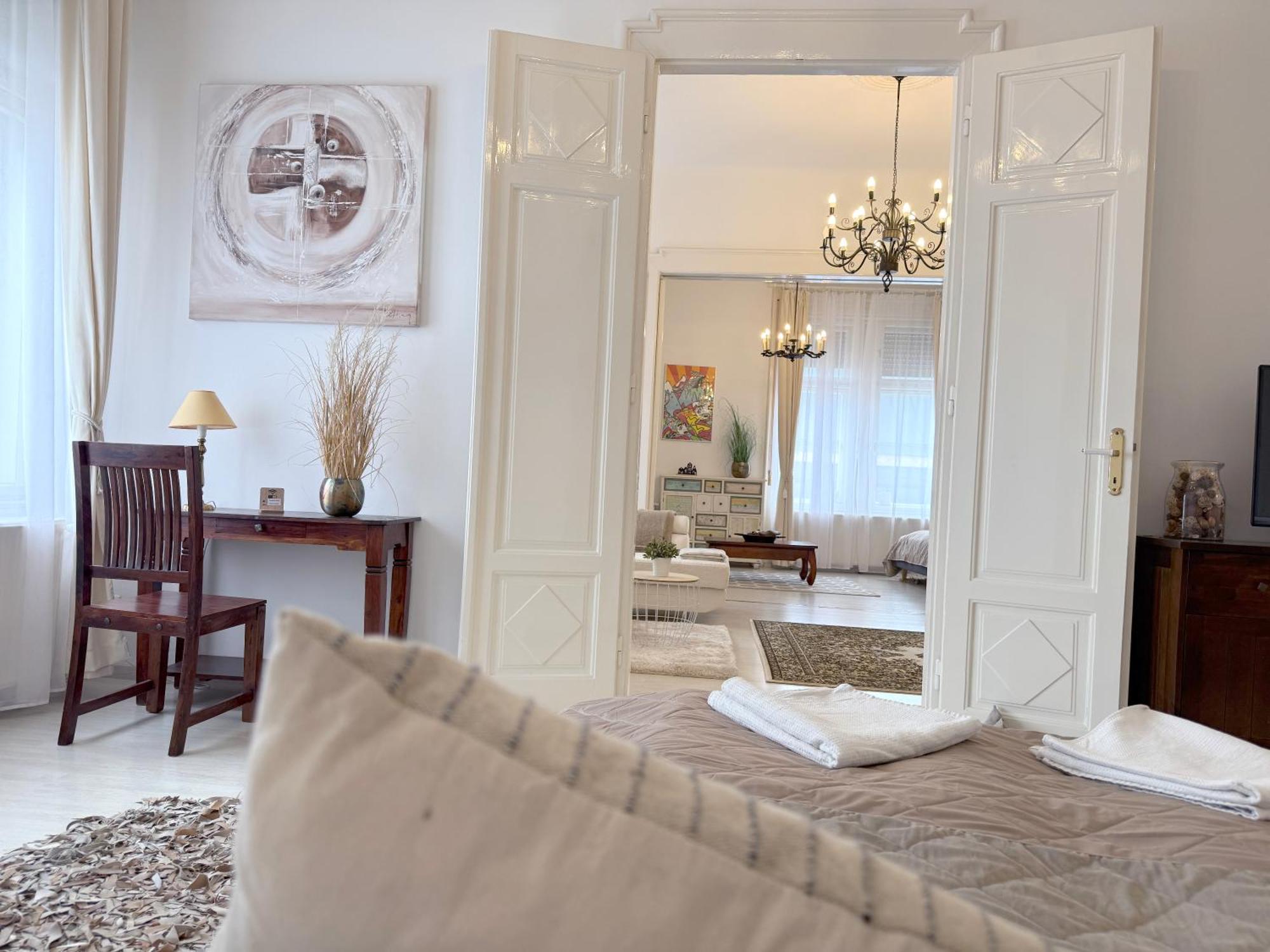 Elegant 125M2 Apartment In Center Of Budapest Extérieur photo