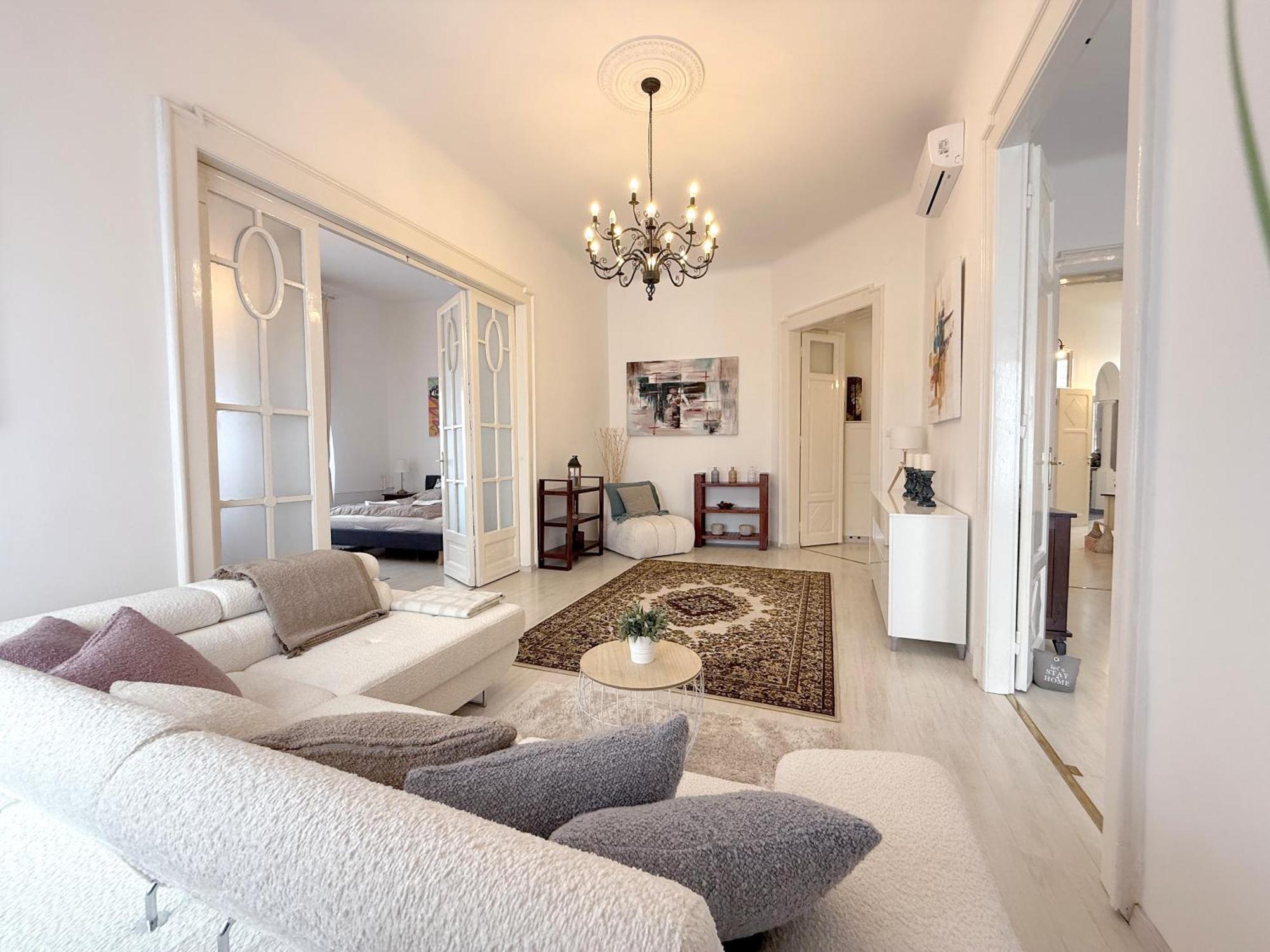 Elegant 125M2 Apartment In Center Of Budapest Extérieur photo